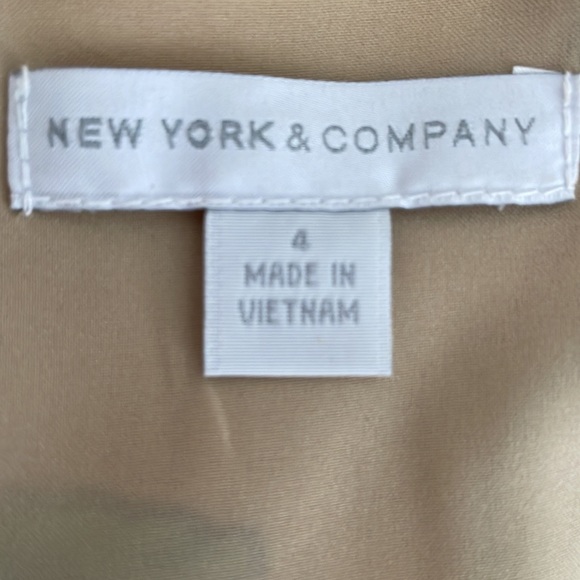 Dress by New York & Company. - Picture 5 of 5